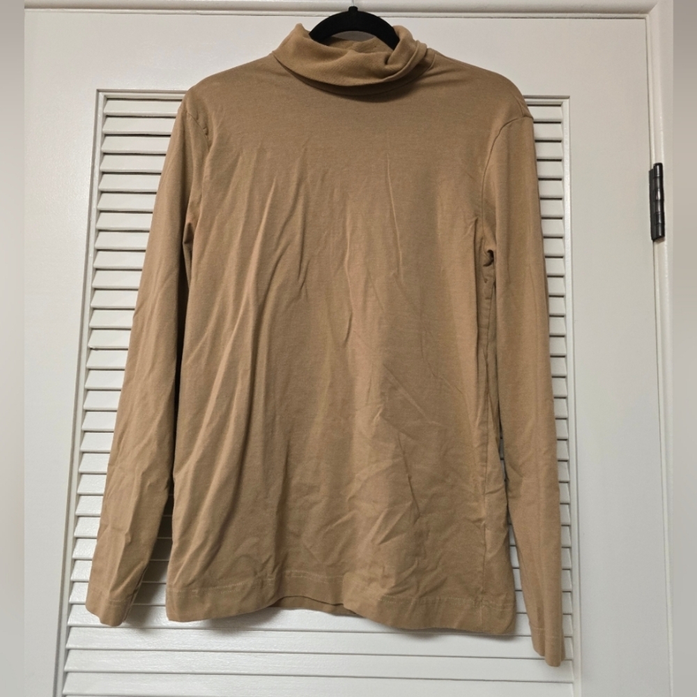 H&M - Tan Classic Business Casual Office Turtleneck Long-Sleeve Top